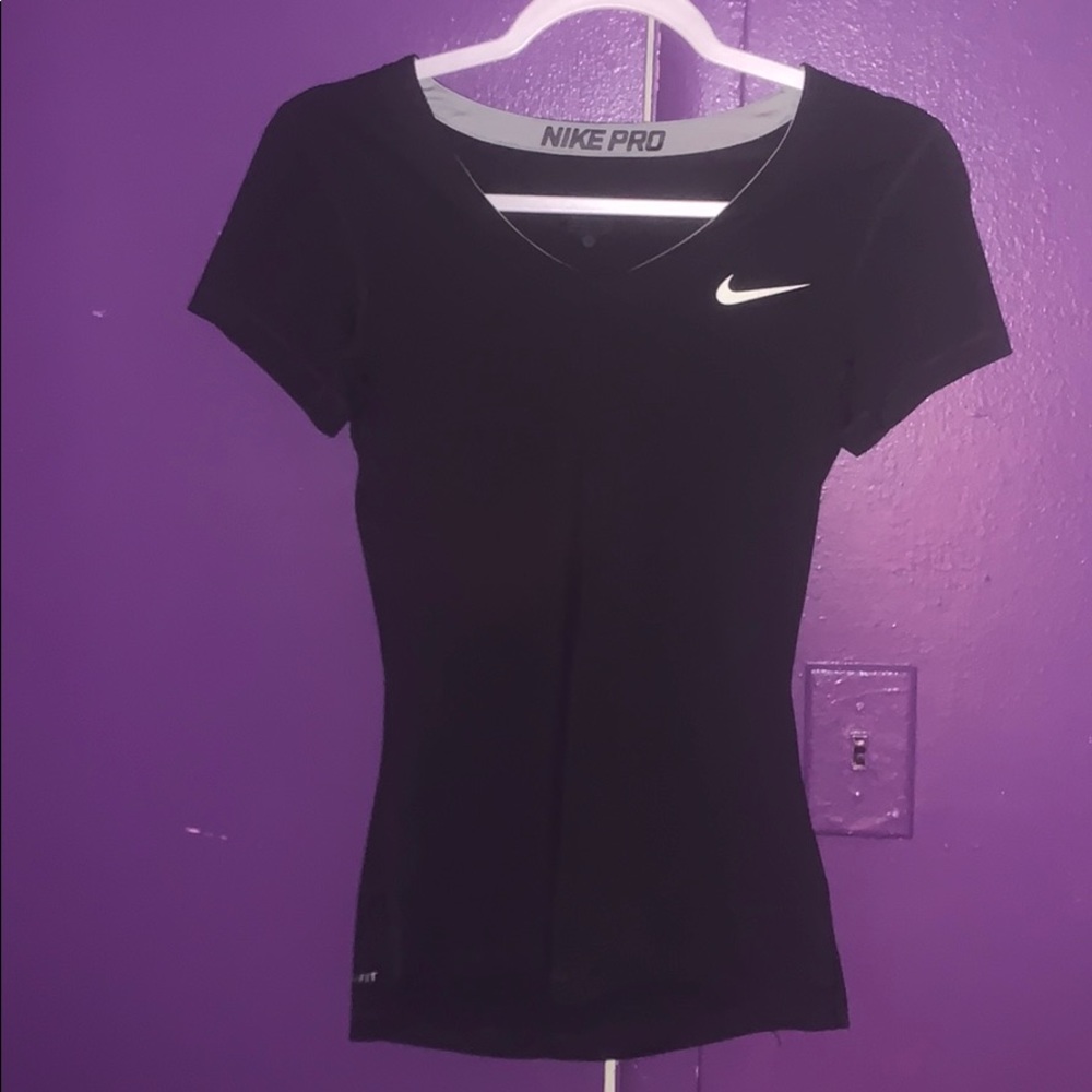 Women’s Nike pro shirt